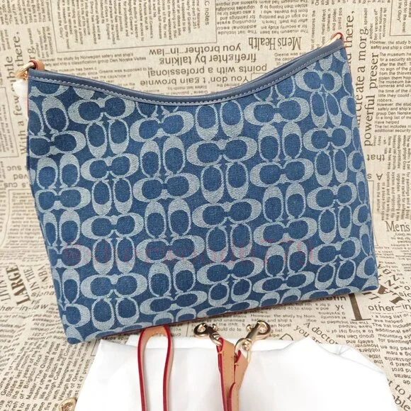 🥳🥳Coach Laurel Shoulder Bag Denim - Picture 7 of 11